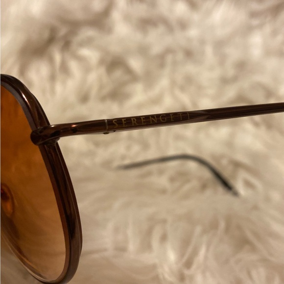 Serengeti | Medium Aviator (((Prescription))) Sun Glasses | Made in Italy - Picture 3 of 5
